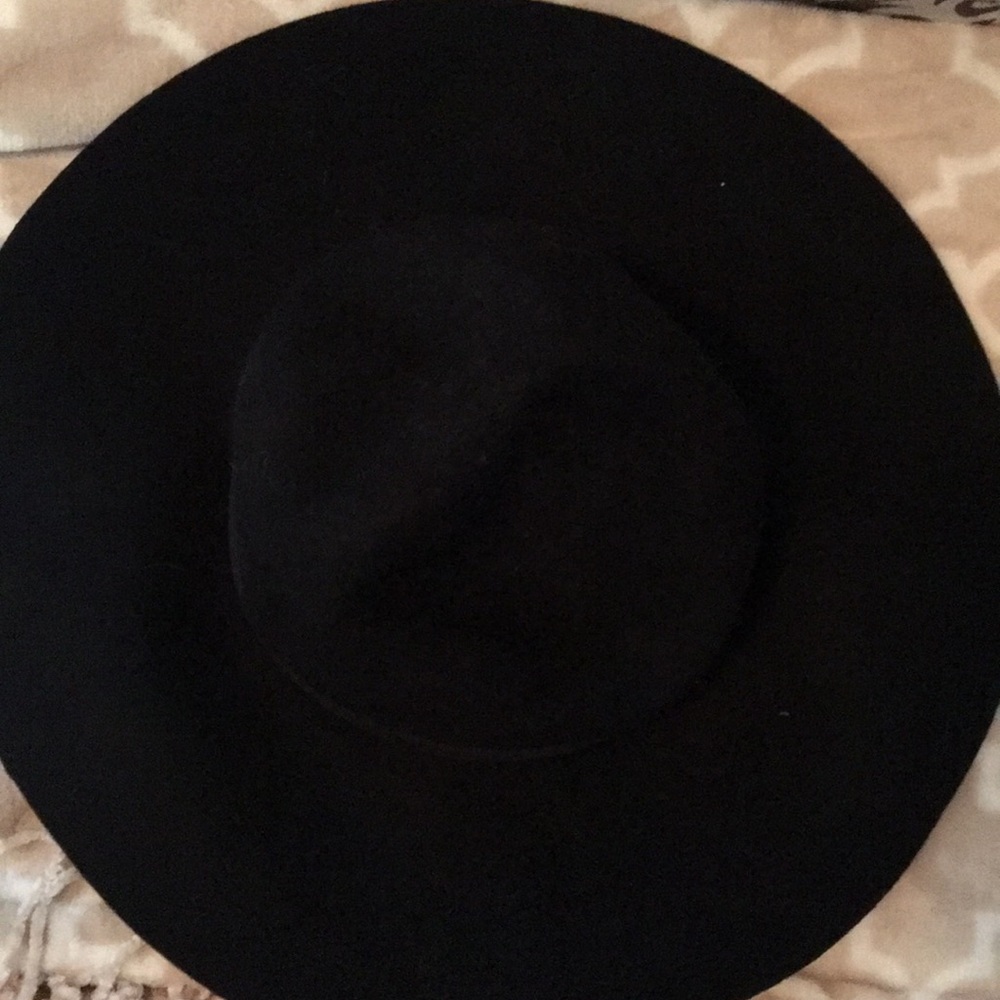 Hat - Picture 2 of 2